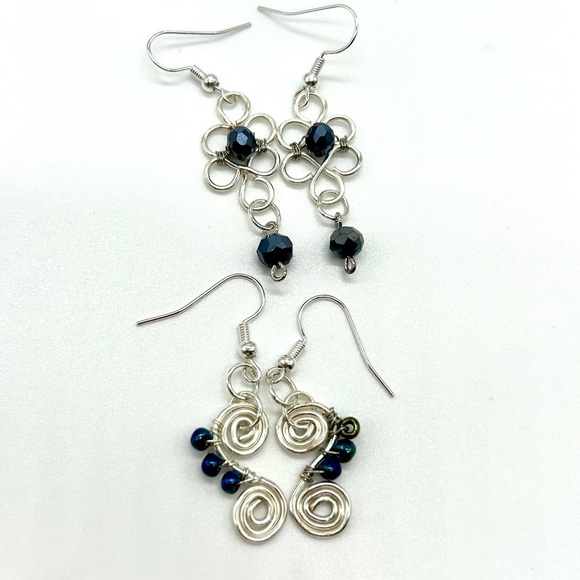 Two pair Elegant Silver and dark blue Dangle wired handmade Earrings. New - Picture 1 of 5